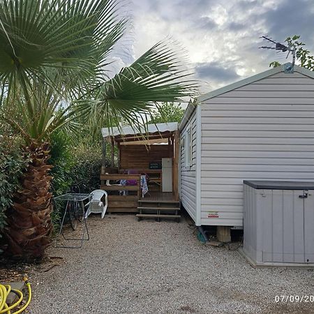 Vacances Familiales Dans Camping Avec Piscine Fréjus 외부 사진