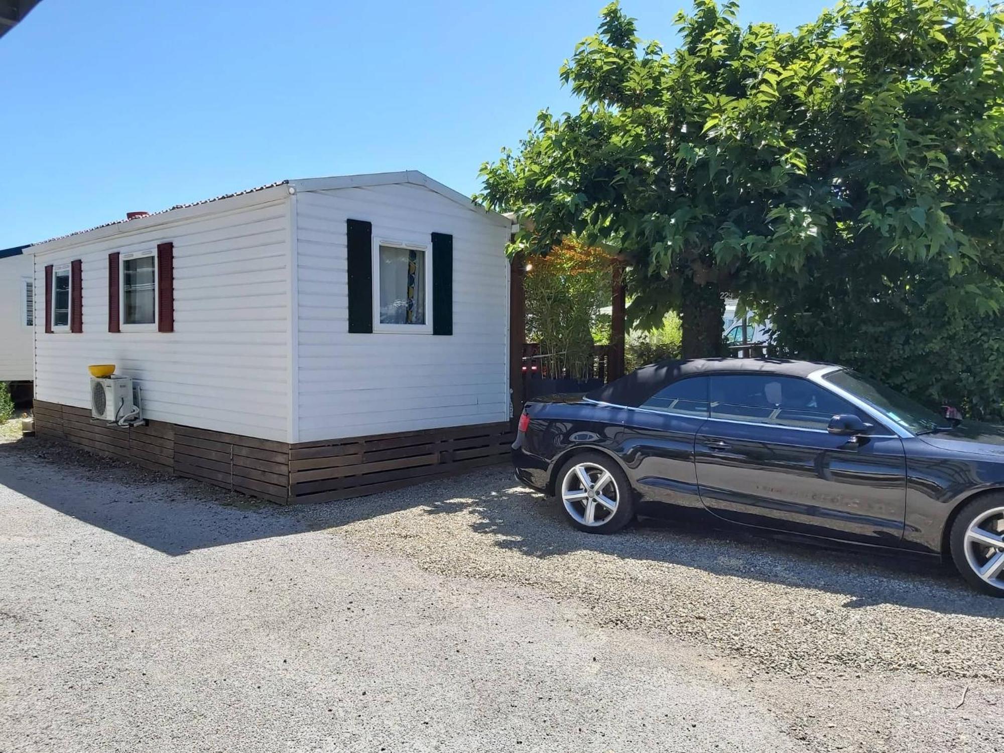 Vacances Familiales Dans Camping Avec Piscine Fréjus 외부 사진