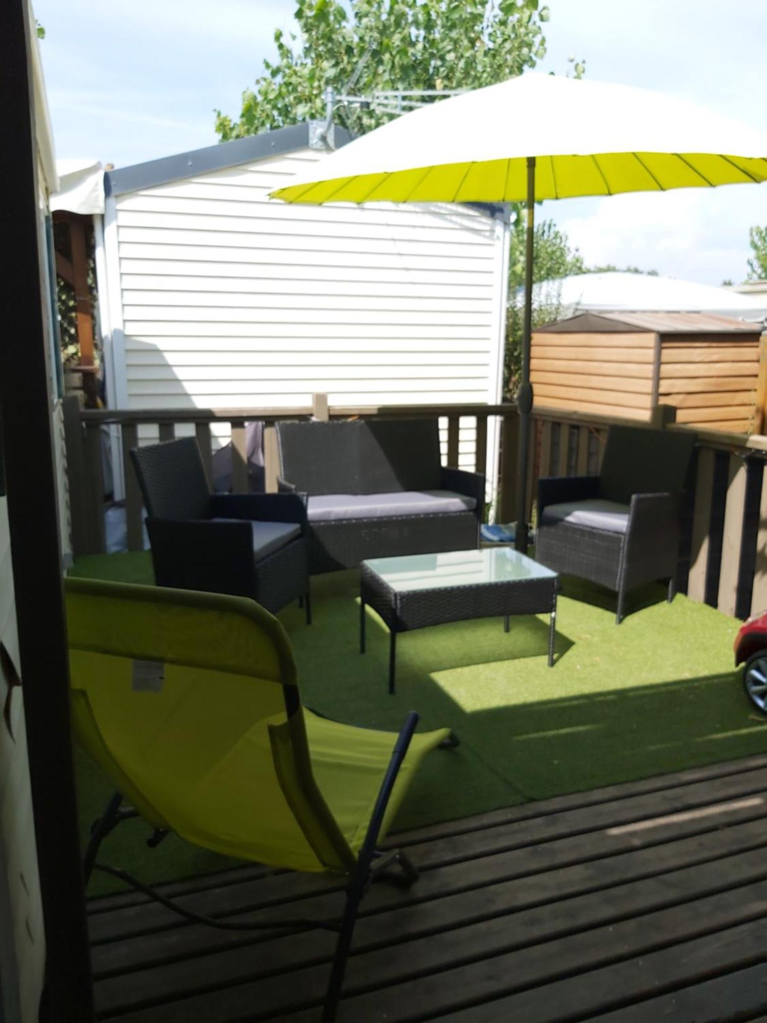 Vacances Familiales Dans Camping Avec Piscine Fréjus 외부 사진
