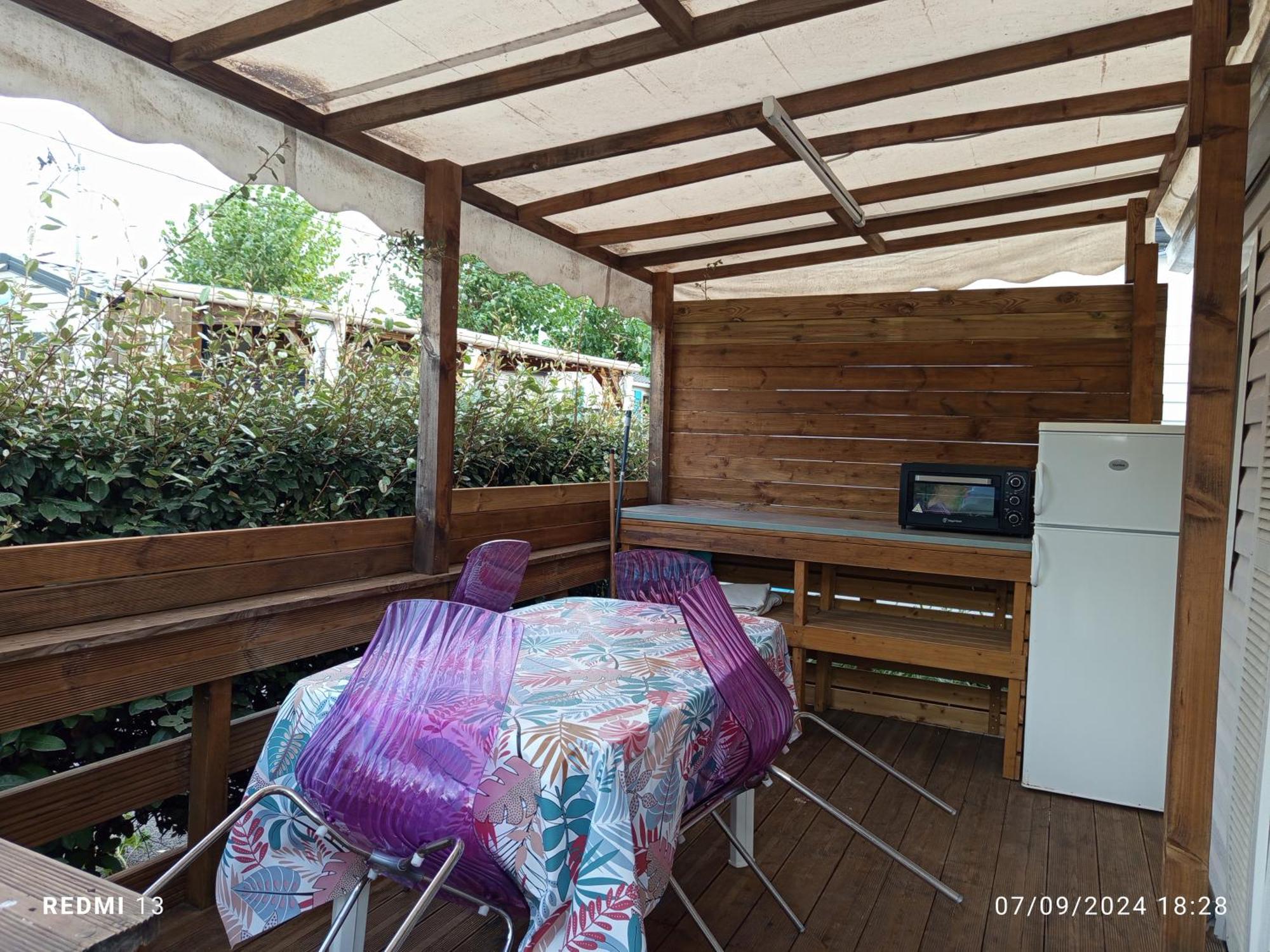 Vacances Familiales Dans Camping Avec Piscine Fréjus 외부 사진